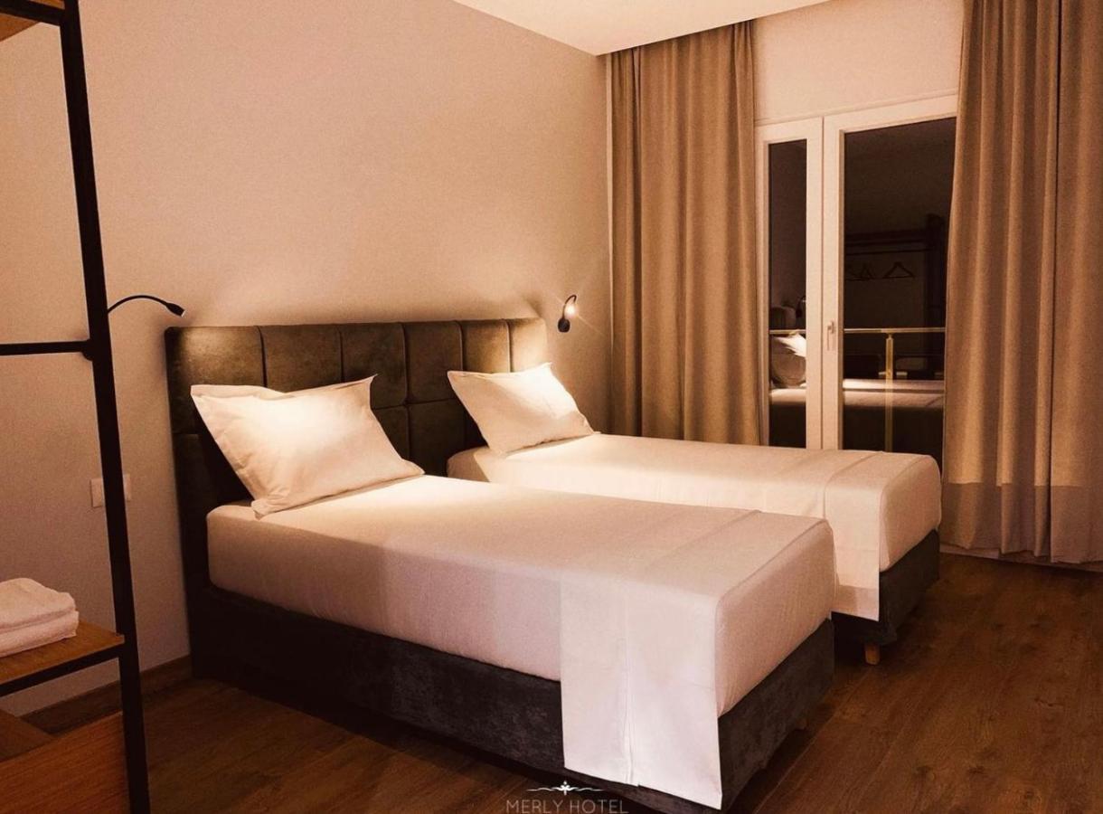 Përmet Merly Hotel מראה חיצוני תמונה