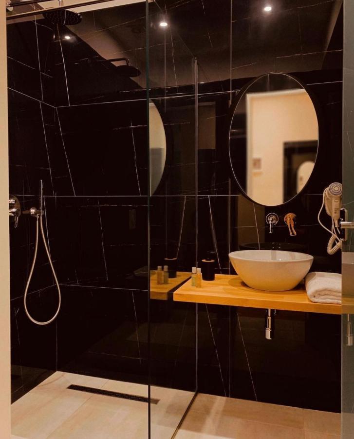 Përmet Merly Hotel מראה חיצוני תמונה