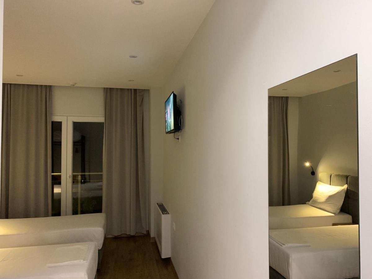 Përmet Merly Hotel מראה חיצוני תמונה
